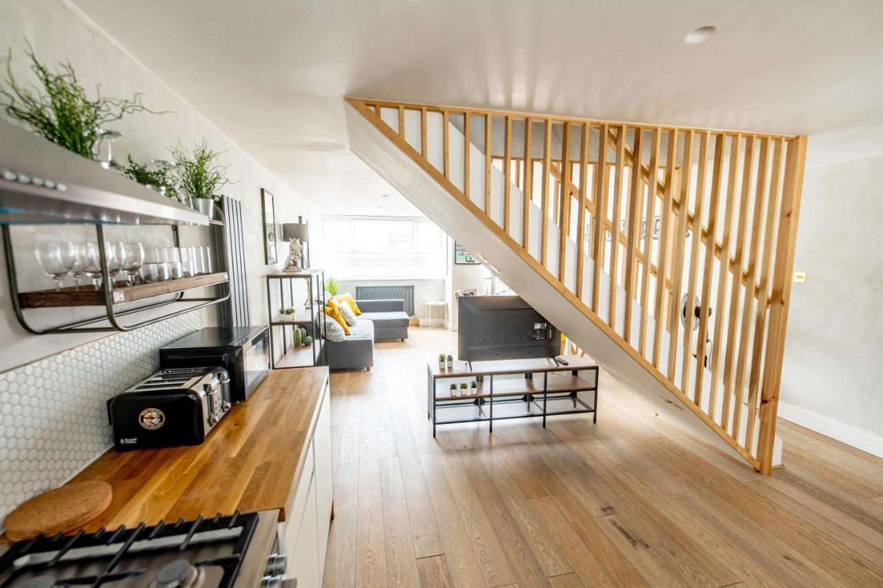 Entire Apartment In The Heart Of Brighton Lanes Exterior foto